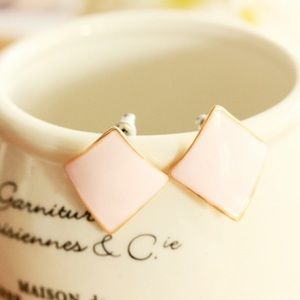 Classic Cream Enamel Gold plated Clip-On Earrings